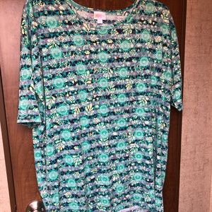 Lularoe Irma, Large